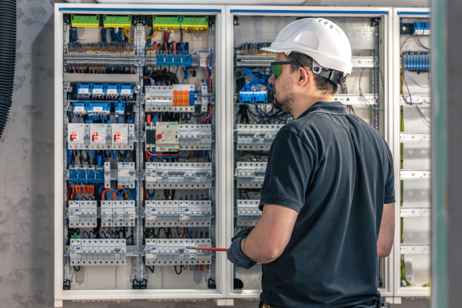 Industrial switchgear solutions